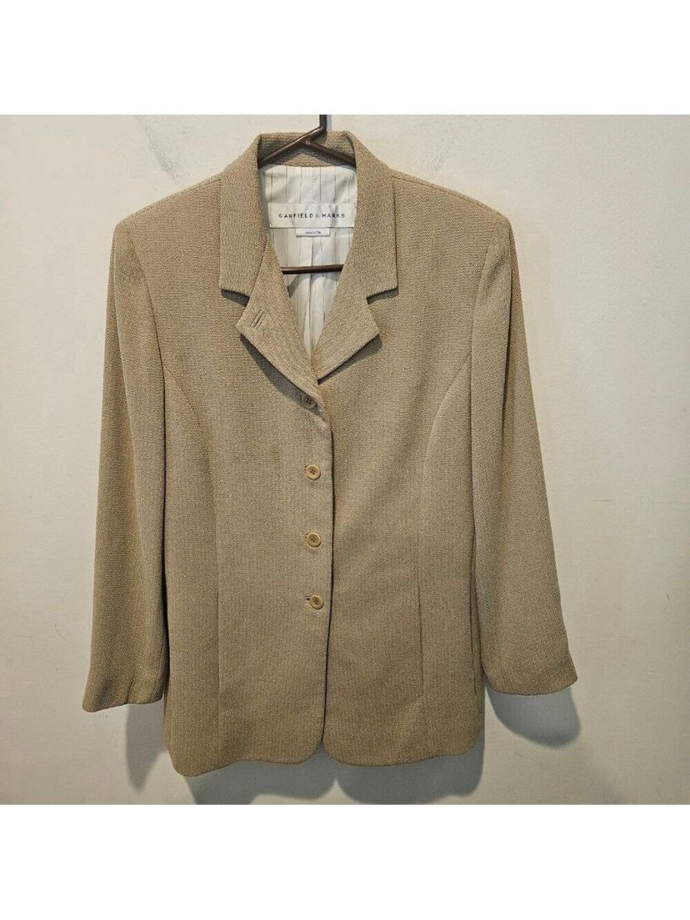 Women's GARFIELD & MARKS Beige Herringbone Four Button Blazer Size 10